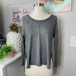 SALE📍Poof Grey Long Sleeves High Low Blouse XS
